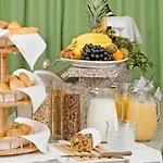 Astoria Hotel 3*