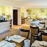 Astoria 3*