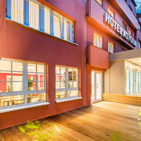 Astoria Hotel 3*