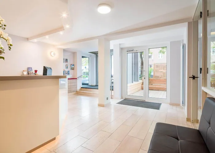 アストリア ボン